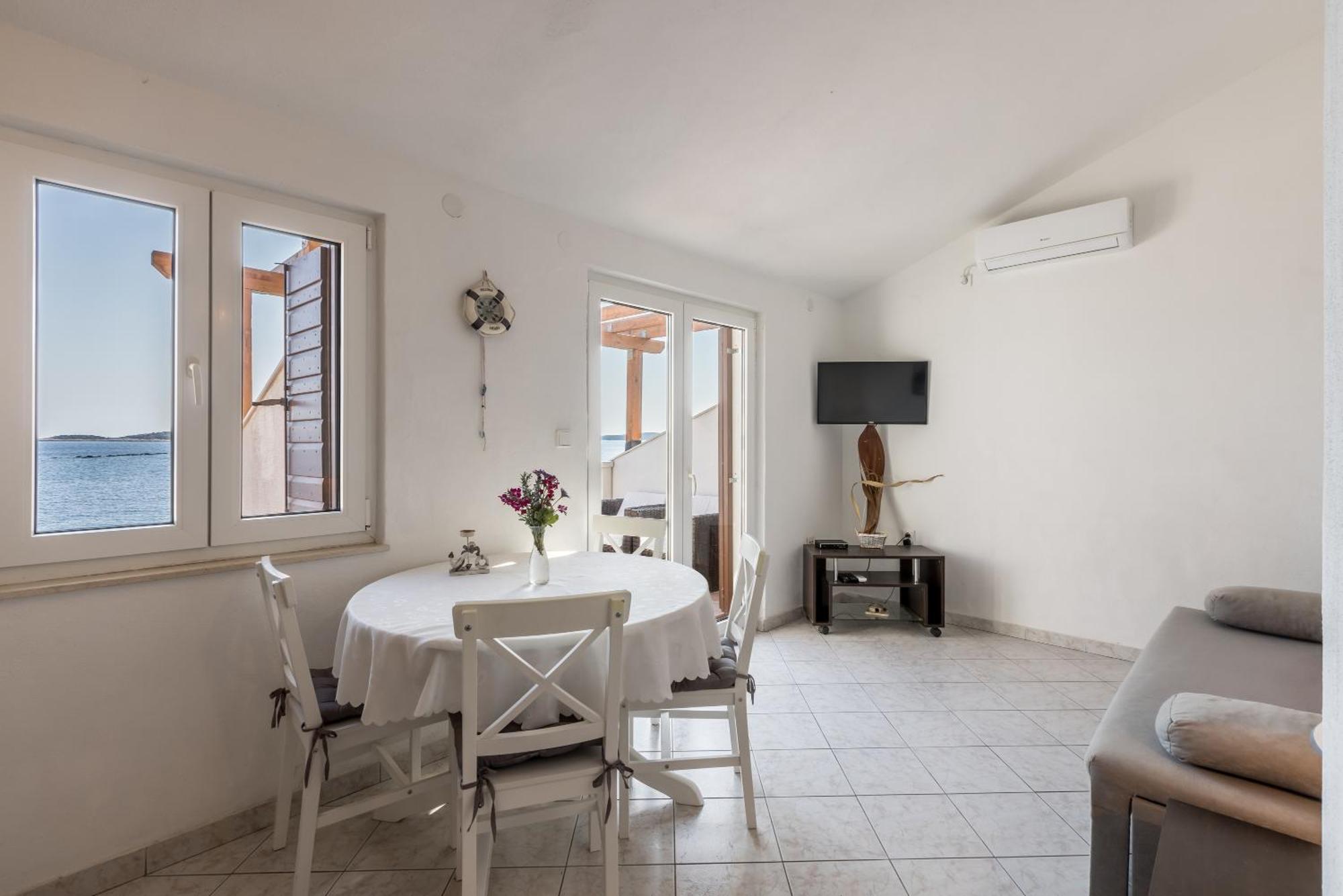 Apartments By The Sea Milna, Vis - 8946 卢卡瓦克 外观 照片