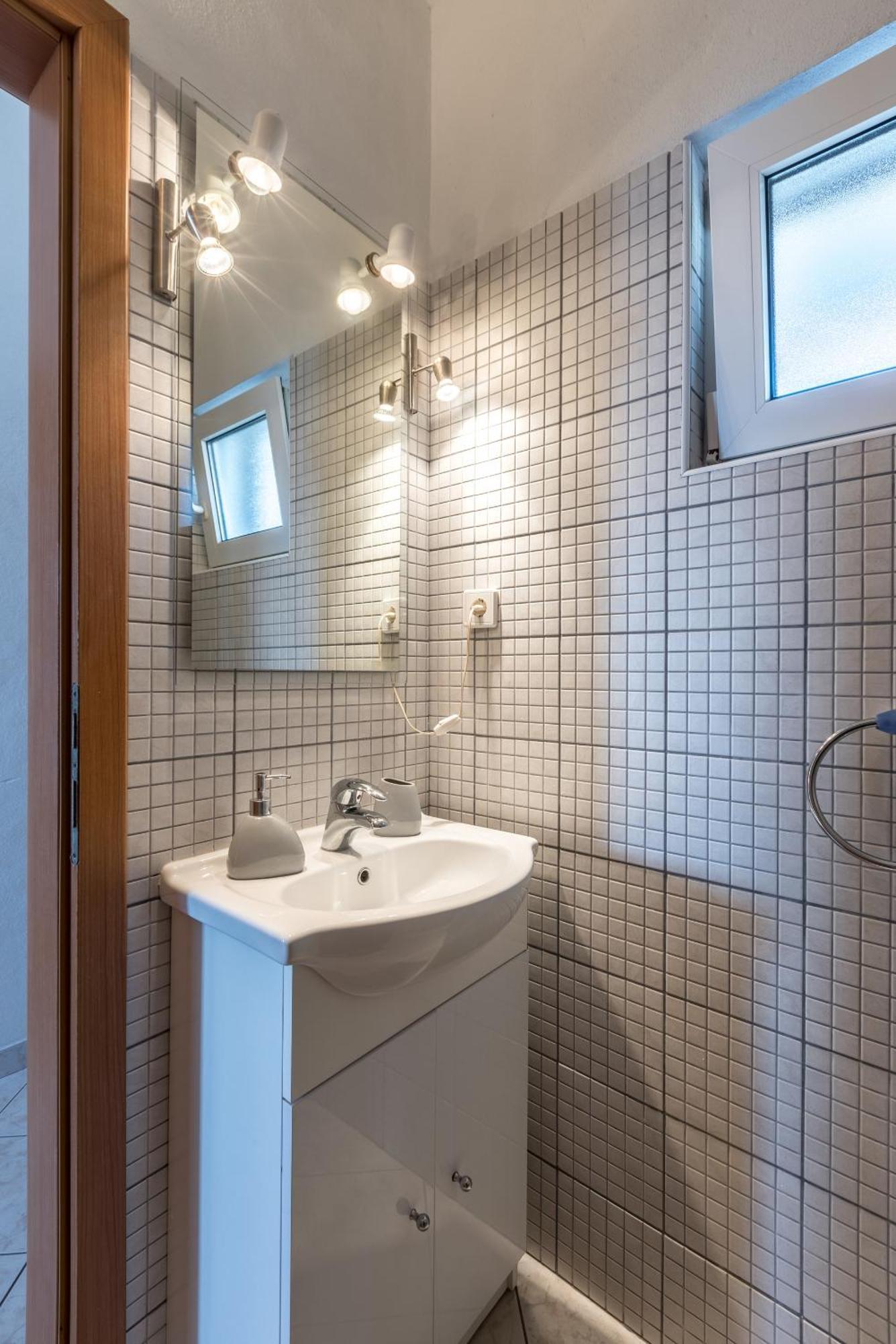 Apartments By The Sea Milna, Vis - 8946 卢卡瓦克 客房 照片